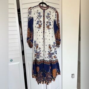 FARM Rio Navy and White Floral Long Sleeve Dress